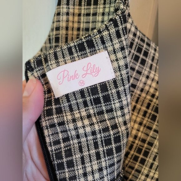 Pink Lily Black Cream Plaid Square Neck Tank Dress - Picture 4 of 6